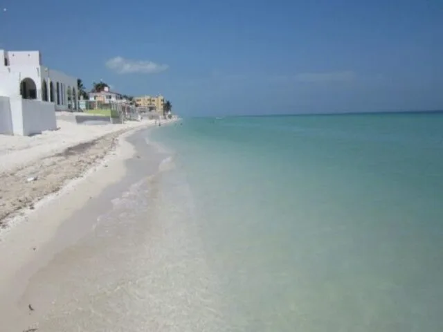 Playa Chuburná